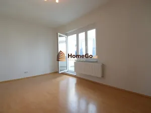 Pronájem bytu 2+kk, Praha - Nusle, Lounských, 50 m2