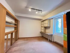 Pronájem bytu 2+1, Praha - Smíchov, U Mrázovky, 55 m2