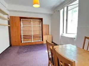 Pronájem bytu 2+1, Praha - Smíchov, U Mrázovky, 55 m2