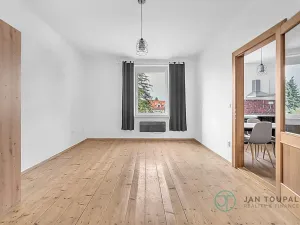 Pronájem bytu 2+kk, Hradec Králové, Pražská třída, 53 m2