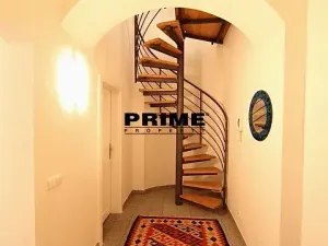 Pronájem bytu 2+1, Praha - Malá Strana, Vlašská, 73 m2