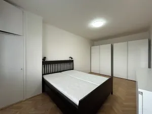 Pronájem bytu 2+kk, Praha - Žižkov, Na Ohradě, 48 m2