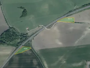 Prodej pole, Uhy, 30014 m2