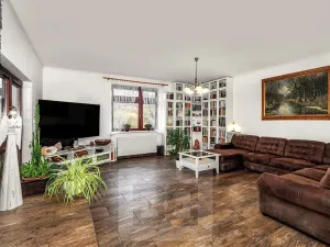 Prodej rodinného domu, Králův Dvůr, 262 m2