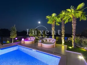 Prodej vily, Pag, Chorvatsko, 250 m2