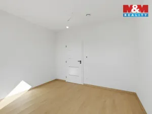 Prodej bytu 2+kk, Řevničov, Karlovarská, 77 m2