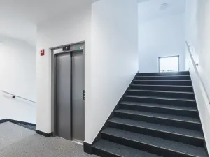 Pronájem kanceláře, Liberec - Liberec II-Nové Město, Chrastavská, 37 m2