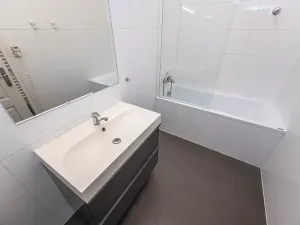 Prodej bytu 2+kk, Praha, Lucemburská, 51 m2