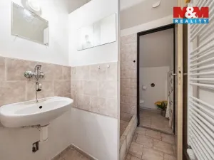 Prodej rodinného domu, Velim - Vítězov, 450 m2