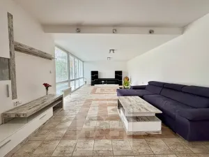 Pronájem rodinného domu, Česká, 200 m2
