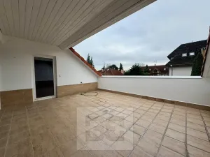 Pronájem rodinného domu, Česká, 200 m2