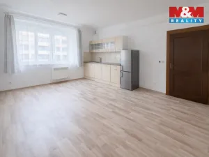Pronájem bytu 1+kk, Louny, Palackého, 36 m2