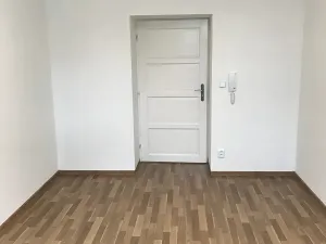 Pronájem kanceláře, Praha - Horní Počernice, Bystrá, 15 m2