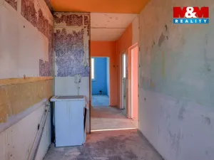 Prodej bytu 4+1, Rovná, 80 m2