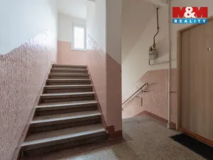 Prodej bytu 2+1, Karlovy Vary - Bohatice, Na Výšině, 45 m2