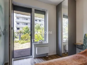 Pronájem bytu 3+kk, Praha - Strašnice, Zvěřinova, 70 m2