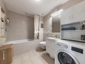 Pronájem bytu 3+kk, Praha - Strašnice, Zvěřinova, 70 m2