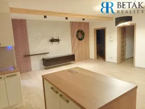 Prodej činžovního domu, Radslavice, Na Návsi, 670 m2