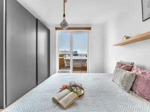 Prodej bytu 2+kk, Praha - Uhříněves, Oty Bubeníčka, 45 m2