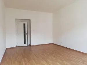 Pronájem bytu 2+1, Praha - Žižkov, Roháčova, 80 m2