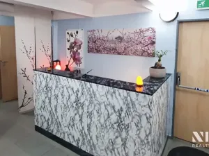 Pronájem obchodního prostoru, Praha - Kobylisy, Nad Šutkou, 100 m2