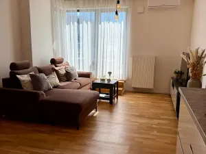 Pronájem bytu 2+kk, Praha - Smíchov, Plzeňská, 55 m2
