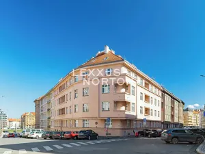 Prodej bytu 5+1, Praha - Dejvice, Buzulucká, 240 m2