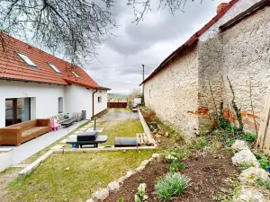 Prodej rodinného domu, Hradešín, 207 m2