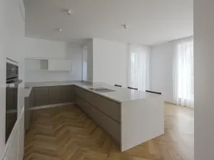Pronájem bytu 6+kk a větší, Praha - Bubeneč, Na Marně, 273 m2