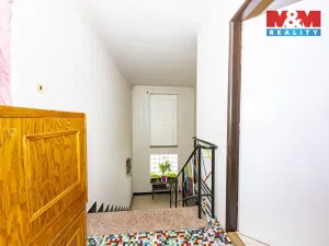 Prodej bytu 3+1, Chvaletice, Husova, 76 m2