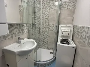 Pronájem bytu 1+kk, Praha - Modřany, Plevenská, 32 m2