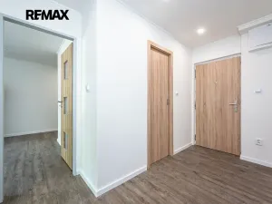 Pronájem bytu 2+kk, Odolena Voda, V Malém háji, 48 m2