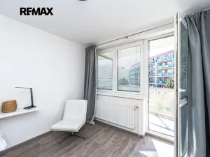 Prodej bytu 2+1, Praha - Černý Most, náměstí Plukovníka Vlčka, 83 m2