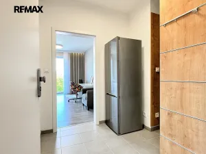 Pronájem bytu 1+kk, Plzeň, V Zahrádkách, 39 m2