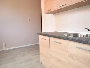 Pronájem bytu 2+1, Kadaň, Chomutovská, 56 m2