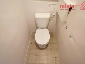 Pronájem bytu 2+1, Kadaň, Chomutovská, 56 m2