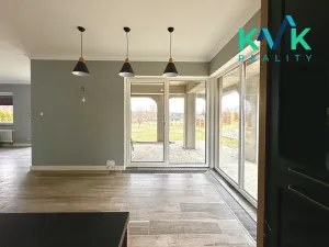 Prodej rodinného domu, Nová Role, 270 m2