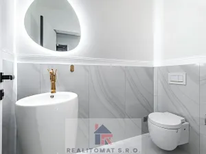 Prodej kanceláře, Praha - Komořany, Pod lesem, 440 m2