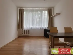 Pronájem bytu 2+kk, Praha, Ctěnická, 39 m2