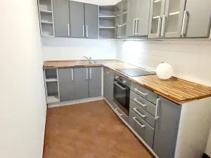 Prodej bytu 2+kk, Praha - Hostavice, U Hostavického potoka, 52 m2