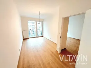 Pronájem bytu 2+kk, Praha - Vysočany, Kabešova, 48 m2