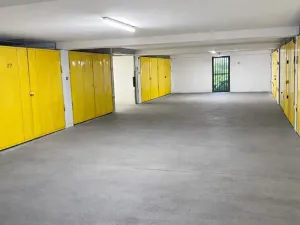 Pronájem garáže, Praha - Libeň, U Slovanky, 18 m2