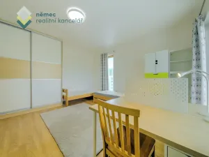 Pronájem bytu 3+kk, Praha - Hrdlořezy, V třešňovce, 109 m2