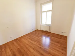 Pronájem bytu 2+kk, Praha - Vinohrady, Na Kozačce, 50 m2