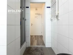 Pronájem bytu 1+kk, Praha - Střížkov, Děčínská, 22 m2