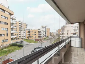 Pronájem bytu 1+kk, Praha - Kamýk, Freiwaldova, 43 m2