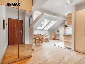 Prodej bytu 2+kk, Praha - Žižkov, Blahníkova, 40 m2