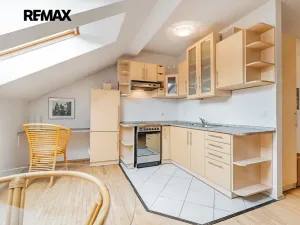 Prodej bytu 2+kk, Praha - Žižkov, Blahníkova, 40 m2