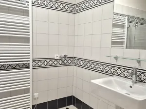 Pronájem bytu 1+1, Praha - Vinohrady, Perunova, 40 m2