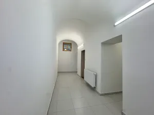 Pronájem bytu 2+1, Litomyšl, Smetanovo náměstí, 68 m2